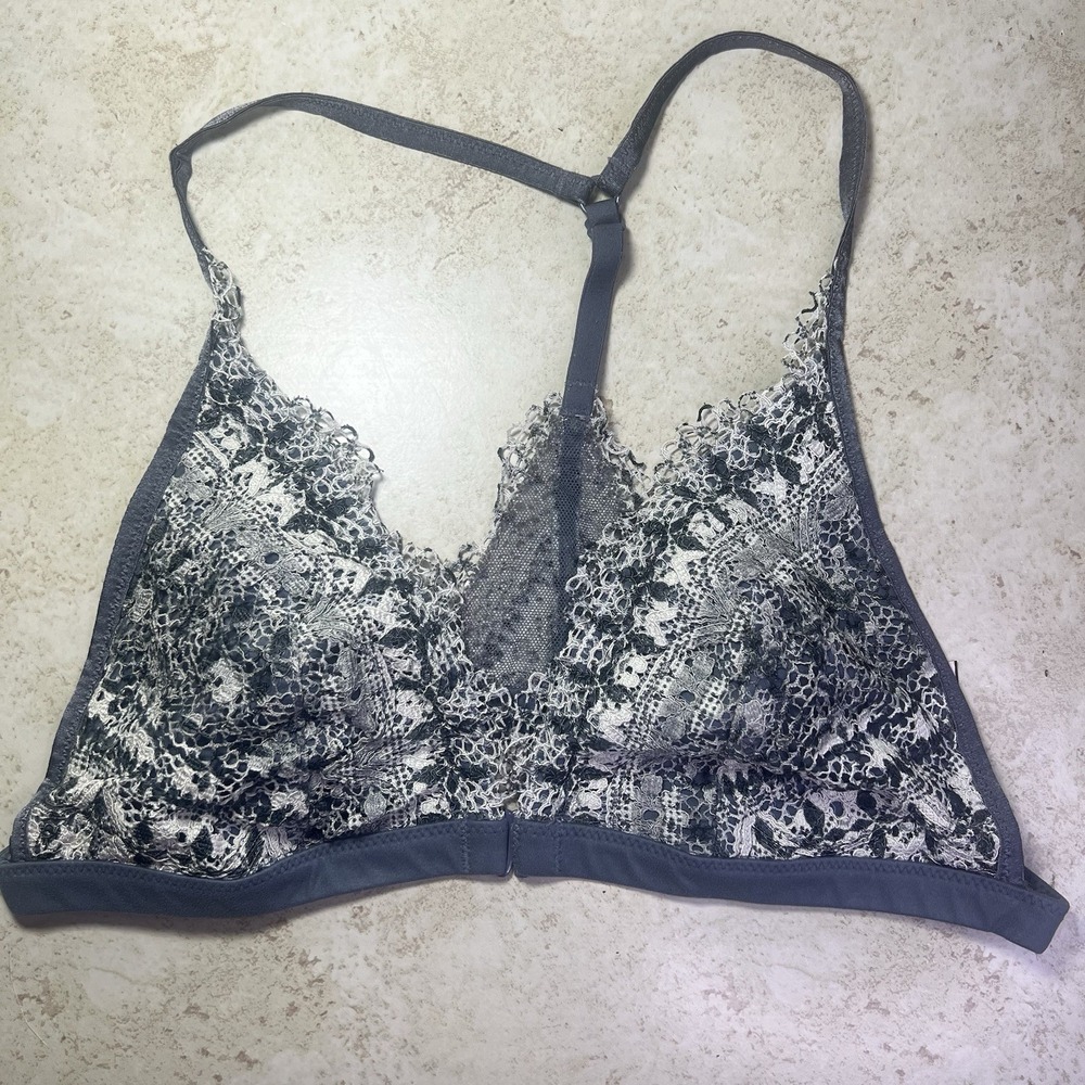Victoria's Secret Body by Victoria Crochet Lace Bralette Slate Grey Racerback L
